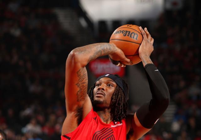 pg电子娱乐平台-湖人四处追求中锋！罗威+亚当斯成目标，难获特纳？