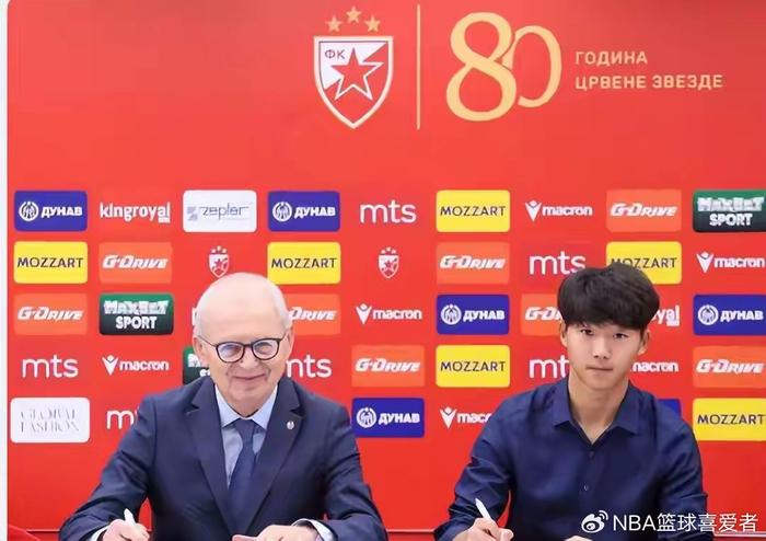 pg电子娱乐平台-16岁中国小子闯进欧洲豪门，真能踢碎中国足球的黑幕？|贝尔格莱德红星|塞尔维亚足球|万项|亚洲杯|世界杯_新浪体育_新浪新闻