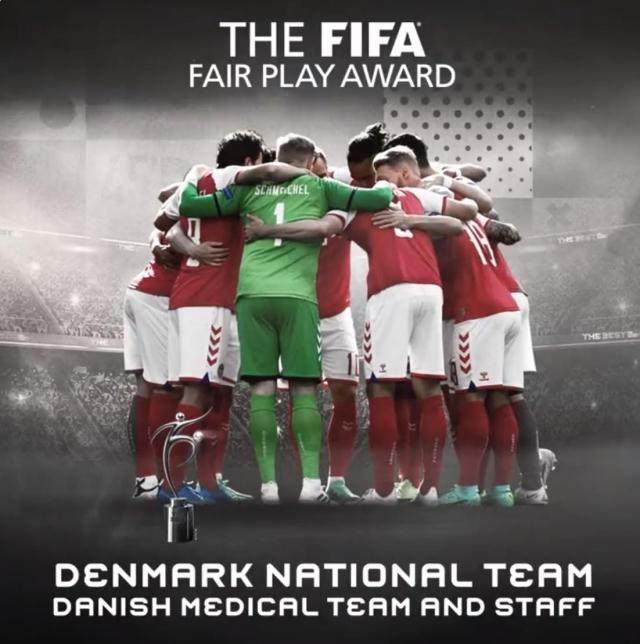 pg电子娱乐平台-【实时更新】FIFA年度盛典 莱万当选世界足球先生！